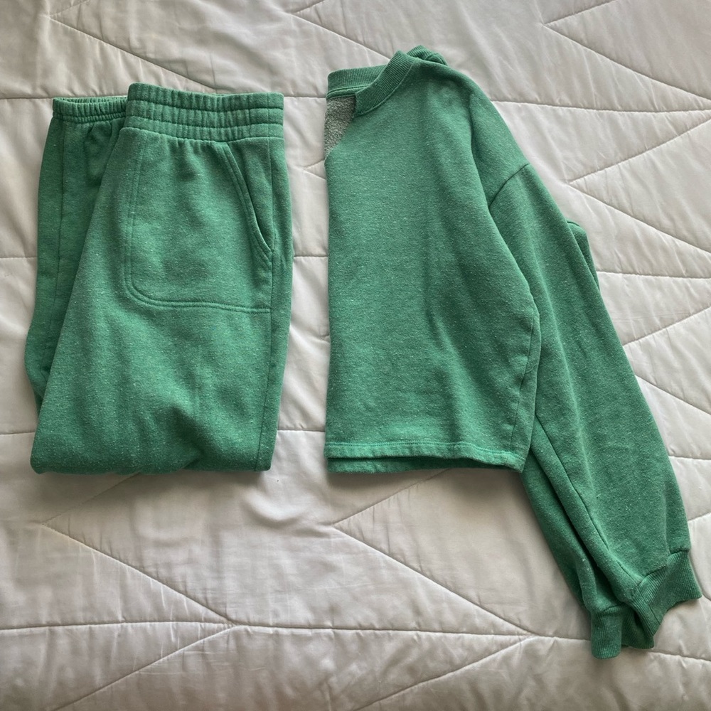 Colsie Green Loungewear Set